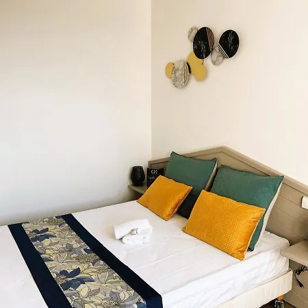 Gabrielle Hotel 2*